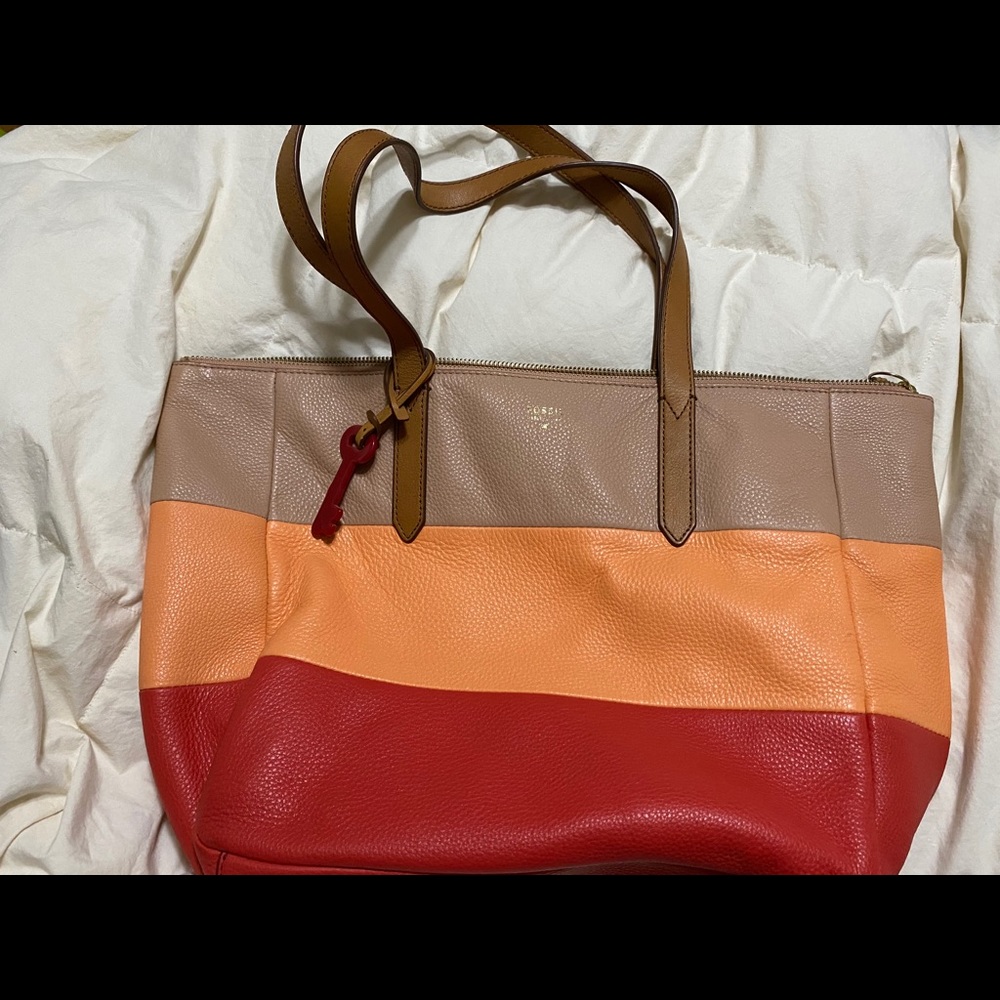 Fossil leather handbag